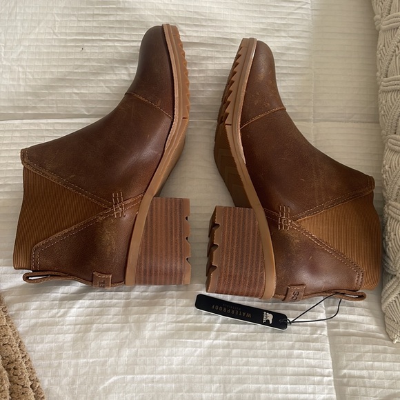 SOREL Booties - Picture 5 of 9